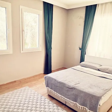 With Pool And Garden فيلة فتحية