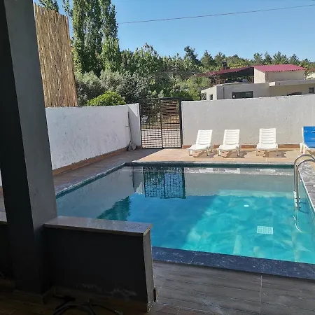 فيلة With Pool And Garden